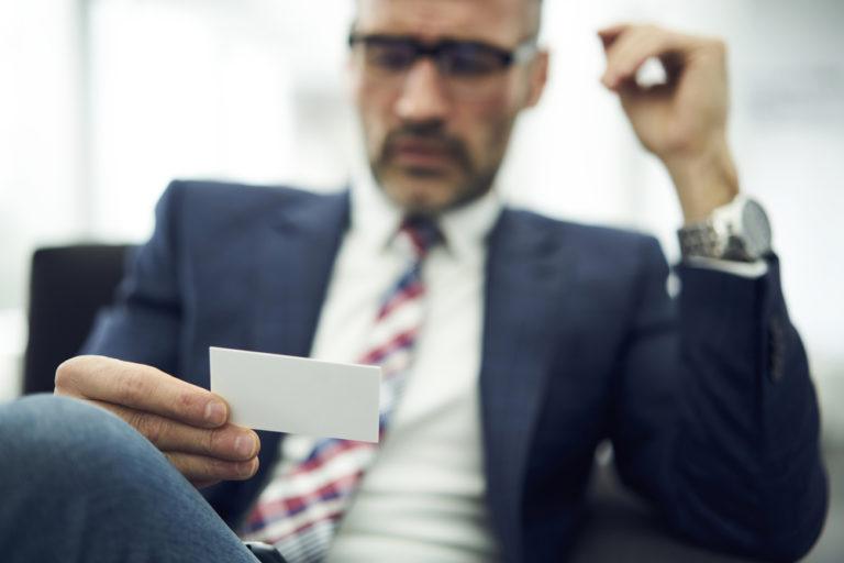 6 طرق لإنشاء علامتك التجارية الشخصية لحياة مهنية ناجحة