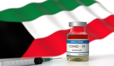 افتتاح مركزين للتطعيم في الكويت