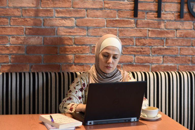 ميرا الحوراني العلامة التجارية الشخصية القوية هي مفتاح الحصول على وظائف مع قادة السوق