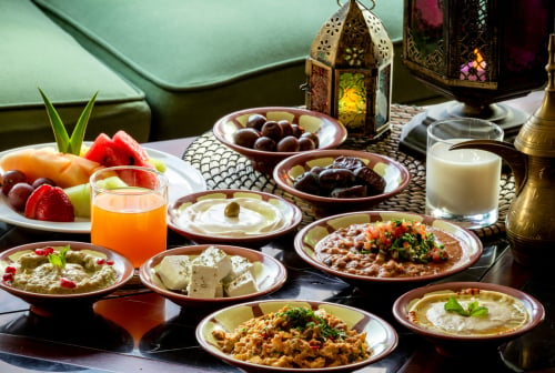 nurse preparing her suhoor meal