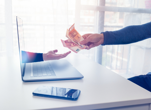 السبب العاشر الانخداع بالوظائف الوهمية