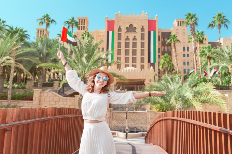احصل على عمل في دبي