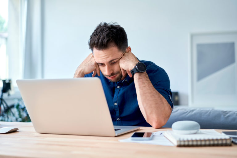 لماذا لا تُجرى معي مقابلات عمل؟ 25 سببًا محتملاً د.جوب