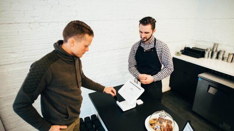 How to Build Confidence When Switching Careers in Australia