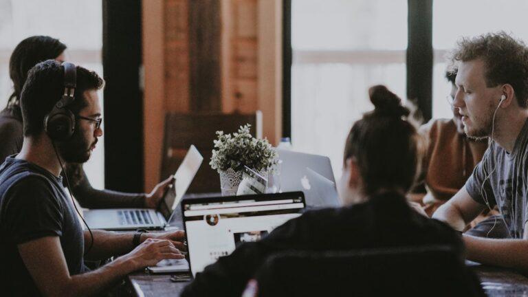 Labour Laws Every Employee Should Know in UAE 2026